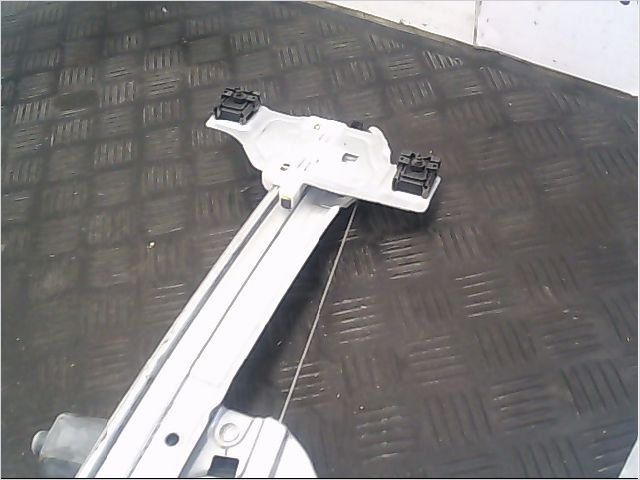 MECANISME+MOTEUR LEVE-GLACE AVD 3 - Auto Moto Center