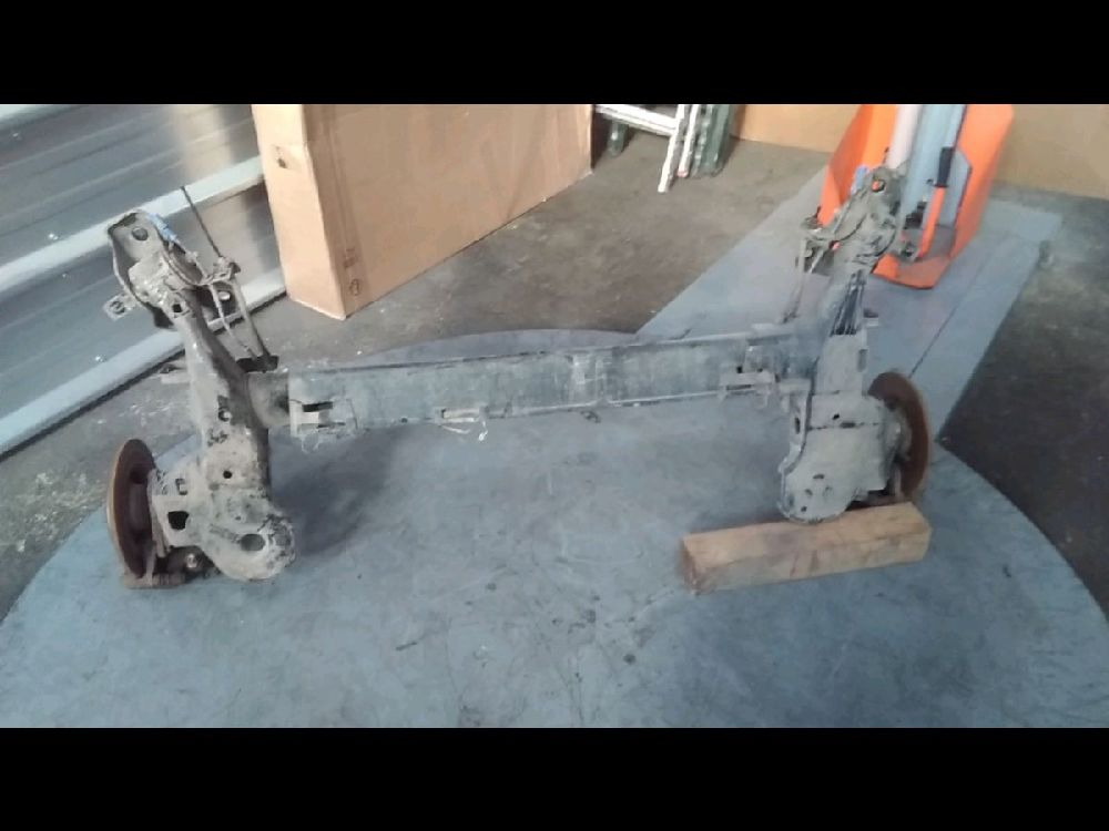 TRAIN AR 1 - Auto Moto Center