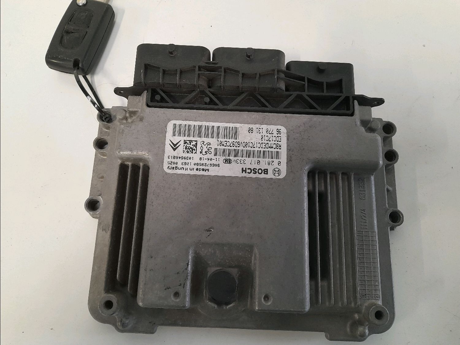 CALCULATEUR MOTEUR 1 - Auto Moto Center
