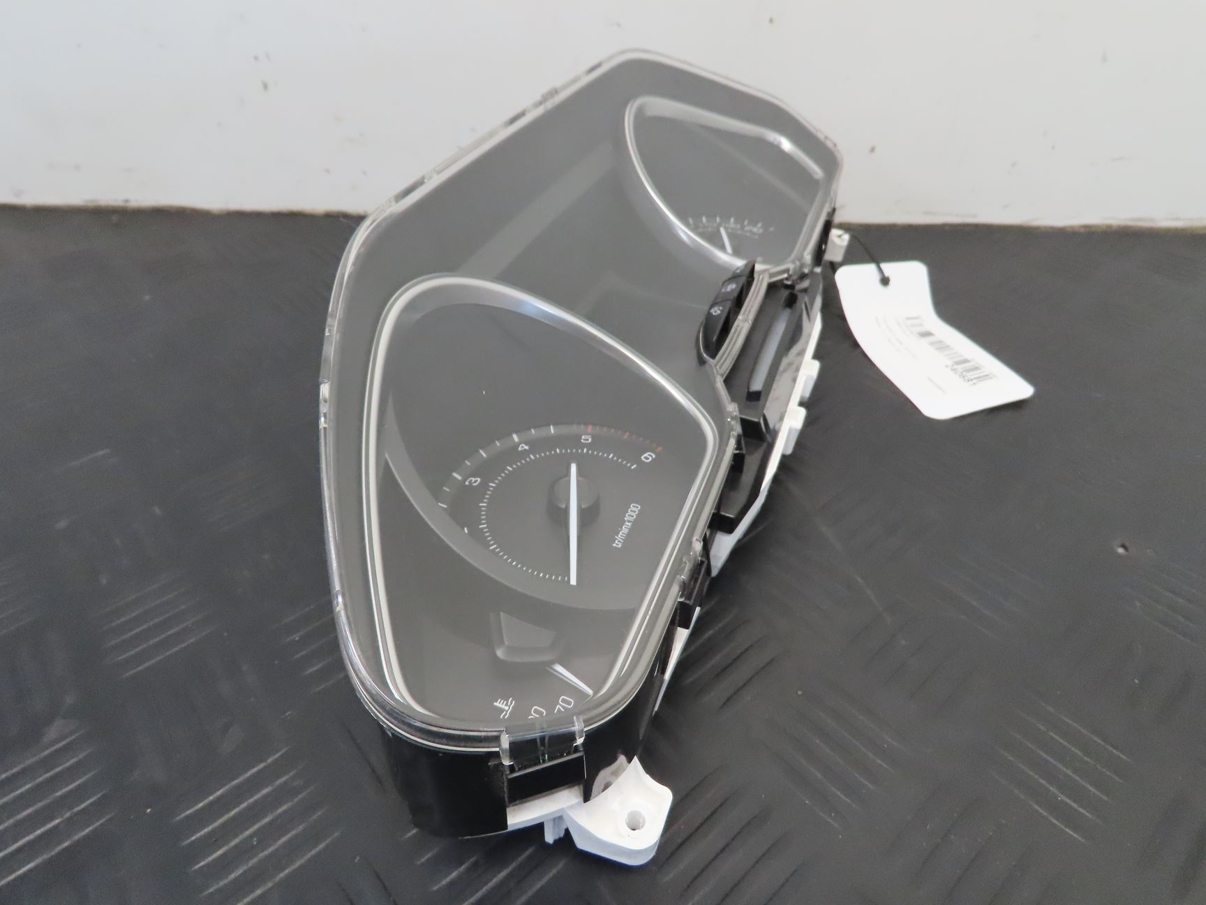 COMPTEUR 4 - Auto Moto Center